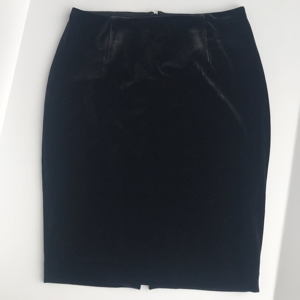 White House Black Market Velvet STRETCH Skirt 10P